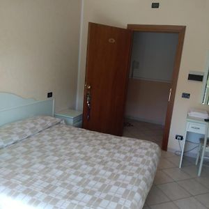 Camera con letto king size